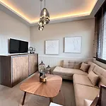 Luxury Maison De Luxx A10 拉里萨
