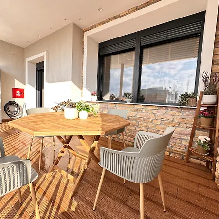 Luxury Maison De Luxx A10 * Λάρισα